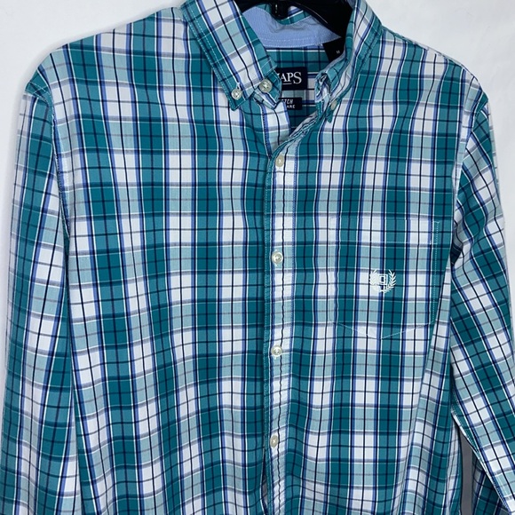 Like New Chaps Stretch Button-Up - Picture 2 of 6